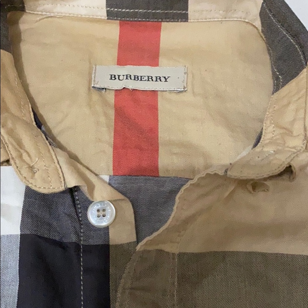BURBERRY BUTTON DOWN - Picture 2 of 3